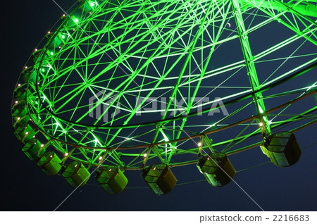 Ferris wheel  2216683