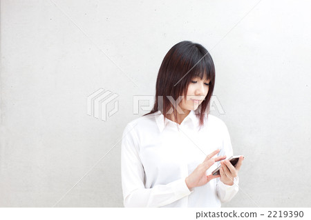 operate, female business person, cellular telephone 2219390