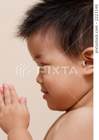 baby, infant, pressing one's hands together in prayer 2223148