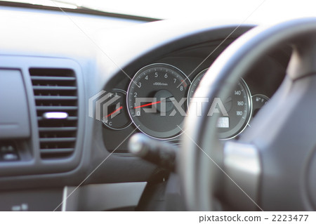 instrument panel 2223477