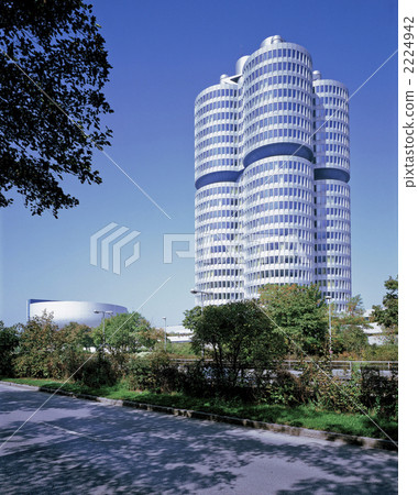 寶馬總部大樓在慕尼黑 2224942