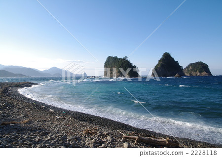 Samsulo Island of Izu-dogagojima Samsulo Island of Izu-dogagojima 2228118