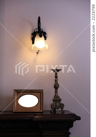 Room light 2228799