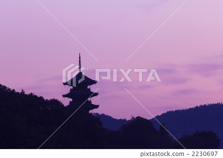 Bichu Kokubunji早上 Bichu Kokubunji早上 2230697