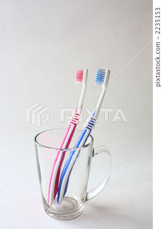 Toothbrush 2235153