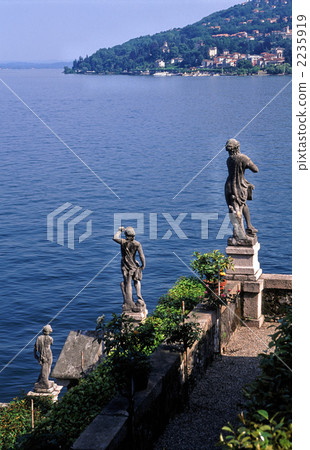 Lake Majore Isola Bella 2235919