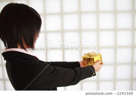 來自一個太可愛的女學生的禮物 來自一個太可愛的女學生的禮物 2241389