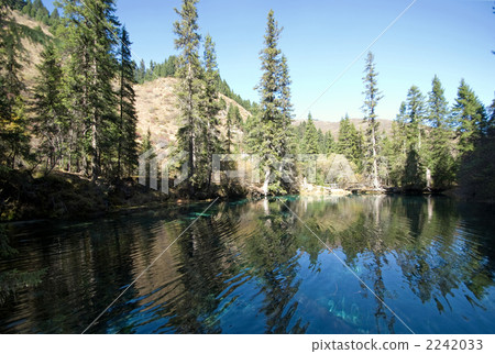 在慕尼黑的玉湖溝 2242033