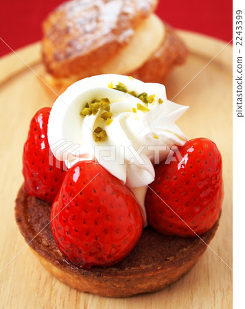 Strawberry tart Strawberry tart 2243399