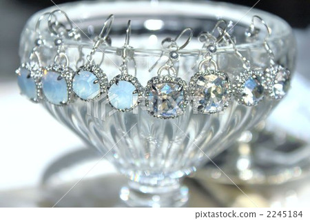 earrings, accessory, accessories 2245184