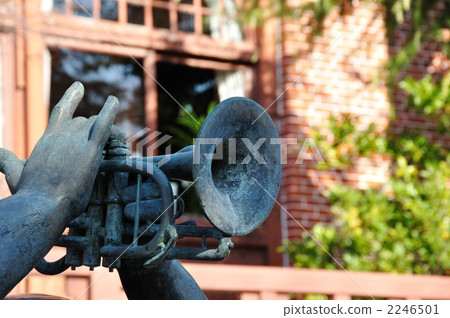 Trumpet of bronze statue Trumpet of bronze statue 2246501