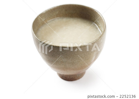 White sake 2252136