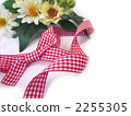 Daisy bouquet and gingham check ribbon 3 Daisy bouquet and gingham check ribbon 3 2255305