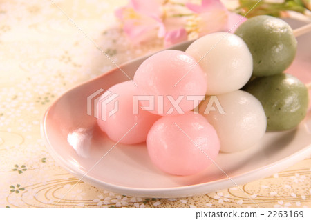 Hanami dumpling 03 gold 2263169