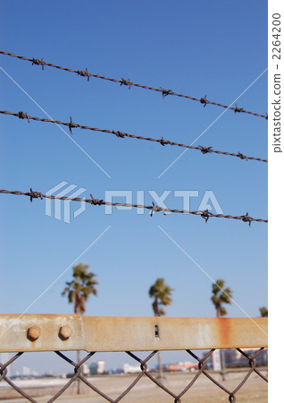 Barbed wire 1 2264200