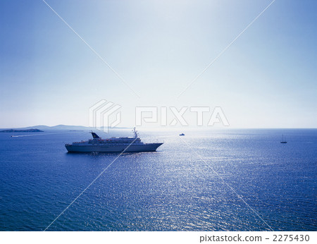 Aegean cruise ship 2275430