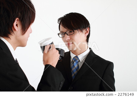 喝咖啡的兩個商人 喝咖啡的兩個商人 2276149