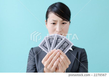 一個二十多歲的女人用卡片（西裝·藍背） 2278567