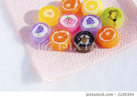 dried young sardines, (silk) crepe, white day 2280384