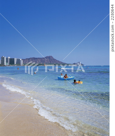 Hawaii's Waikiki Beach 2280644