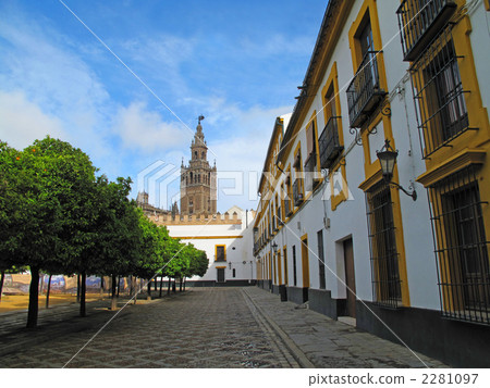 Tower of Giralda from Seville Arkarsal 2281097