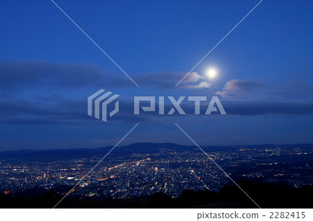 Yawato剩下的月份，奈良盆地的黎明 2282415