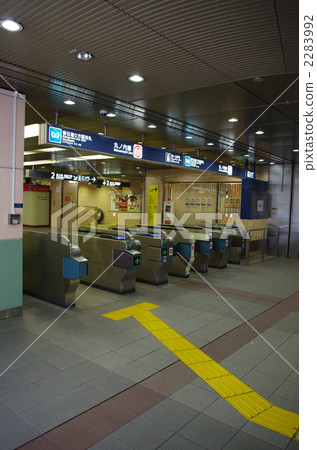 地鐵站自動檢票口 地鐵站自動檢票口 2283992