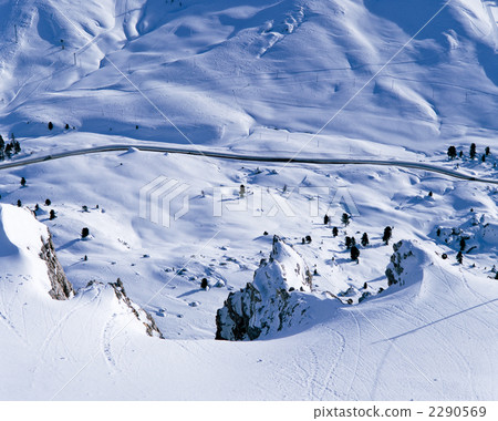Snow scene in the Dolomites 2290569