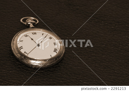 Pocket watch 2291213