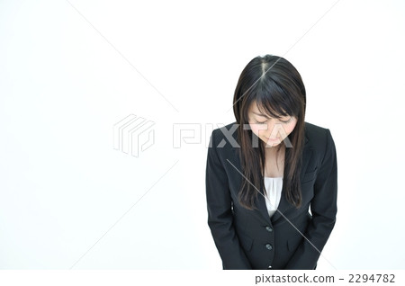 女人鞠躬(上半身,前面) 女人鞠躬(上半身,前面) 2294782
