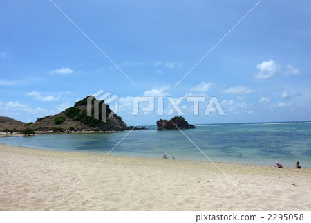 龍目島庫塔海灘 2295058