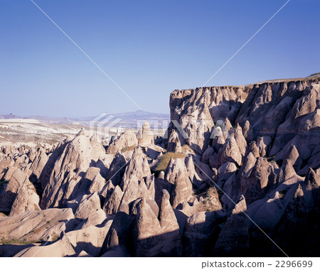 奇怪的岩石在卡帕多西亞 2296699