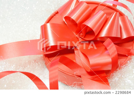 Gift 2298684