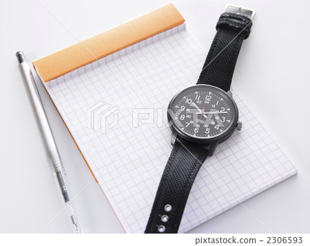 Wristwatch and notepad 2306593