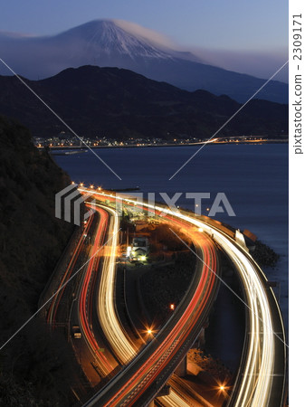 Night view of Satsuki Pass Night view of Satsuki Pass 2309171