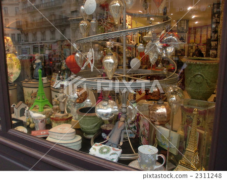 Paris general shop 2311248