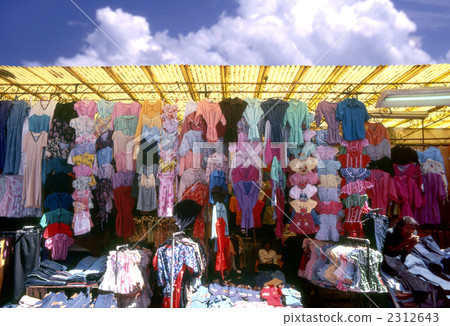 Mexican street stalls 2312643