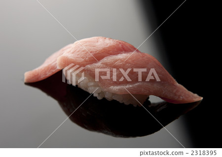 fish and shellfish, seafood, quality tuna 2318395