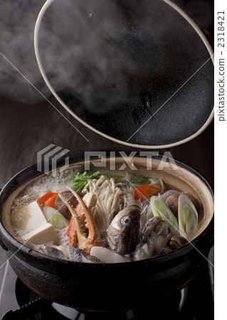 海鮮火窩 鍋裡煮好的食物 用鍋烹飪 2318421