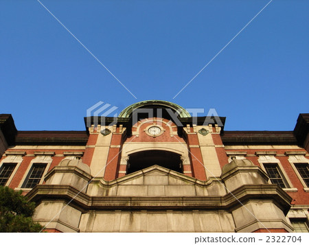 Tokyo Station Marunouchi entrance 2322704