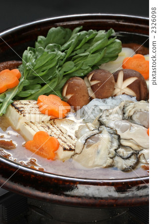 Oyster noodle pot 2326098