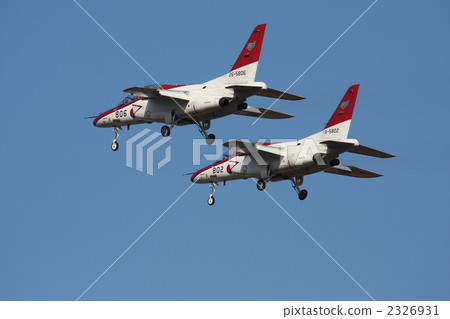 T-4 formation approach 2326931