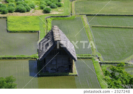 shirakawa-go, shirakawago, ridge 2327248