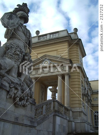 Austria / Vienna (Schönbrunn Palace) 2327252