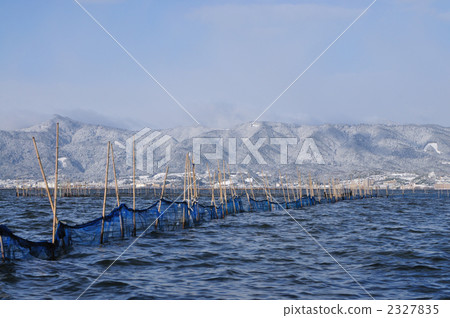 Hope for the Higara mountain system from Lake Biwa Hope for the Higara mountain system from Lake Biwa 2327835