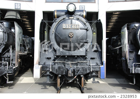 Steam locomotive D52 Front Steam locomotive D52 Front 2328953