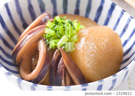 Daikon radish 2329011