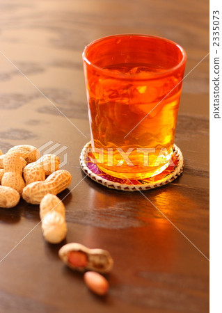 Glass of Ryukyu glass and peanuts 2335073