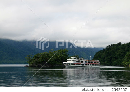 Pleasure boat Pleasure boat 2342337