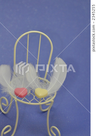 two, indoor, feather 2345255